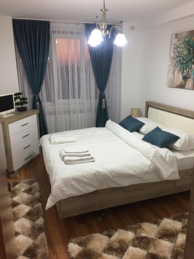Appartamento Roby Bucarest