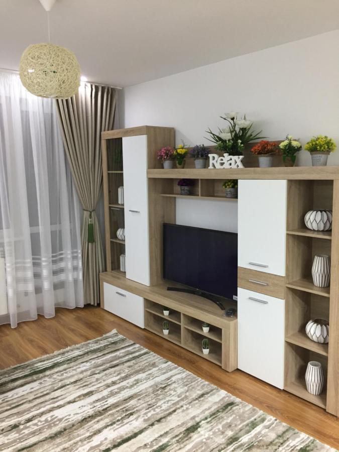 Appartamento Roby Bucarest