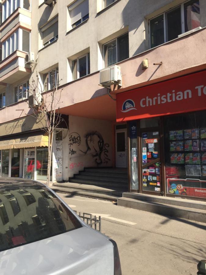 Roby * Bucarest